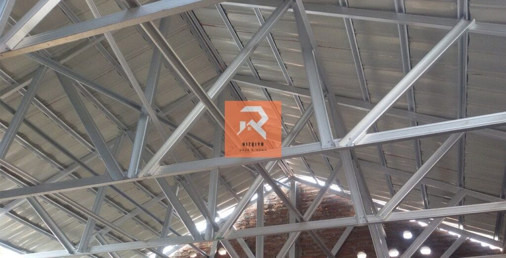 Jasa tukang Pasang atap rumah baja ringan murah - rizqiyabajaringan.com 011 Jasa tukang Pasang atap rumah baja ringan murah - rizqiyabajaringan.com 011